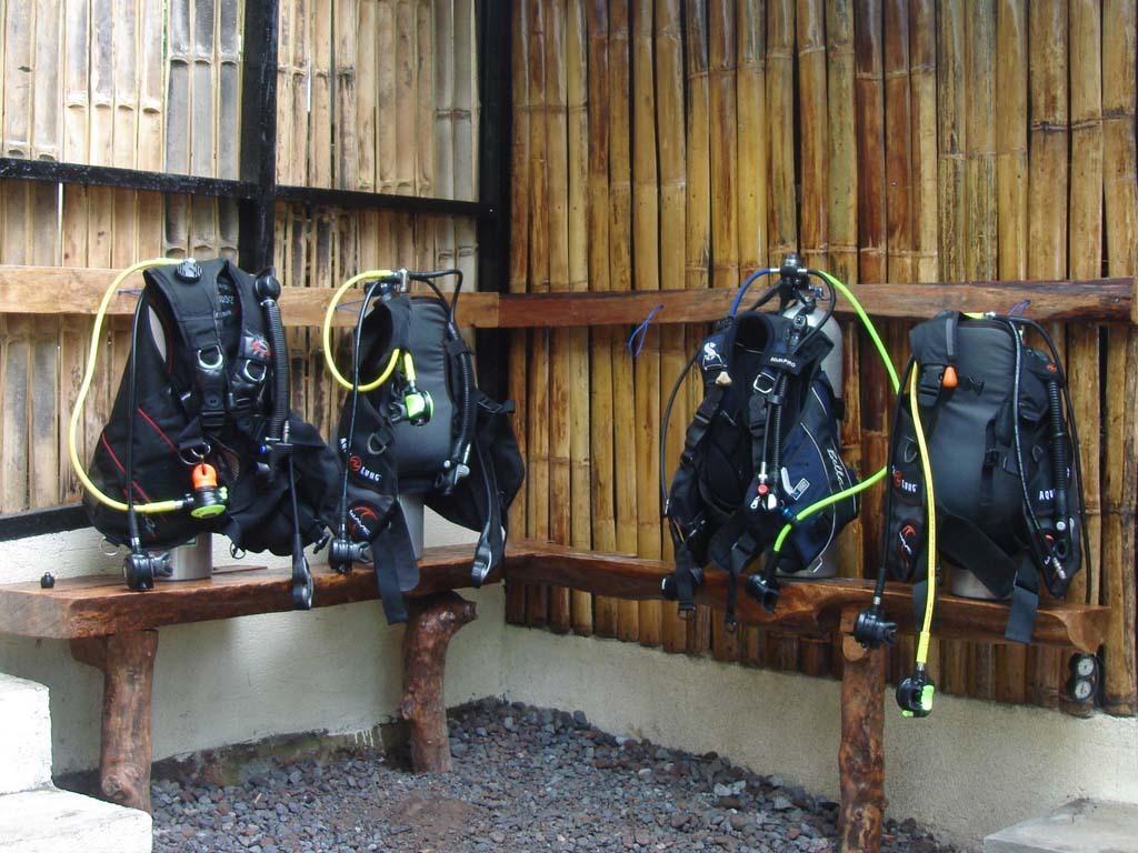 Camiguin Volcan Beach Eco Retreat & Dive Resort Mambajao Luaran gambar