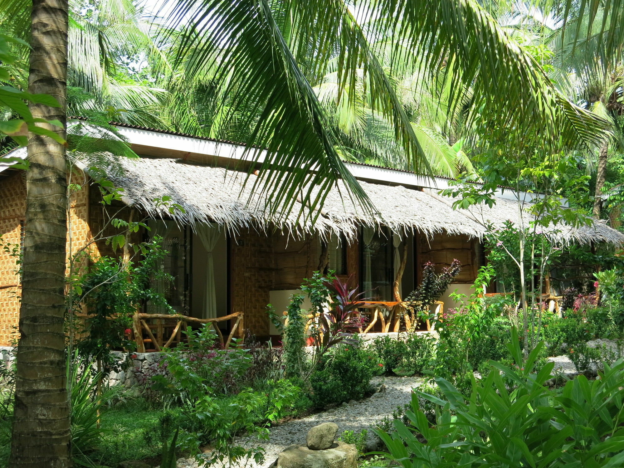 Camiguin Volcan Beach Eco Retreat & Dive Resort Mambajao Luaran gambar
